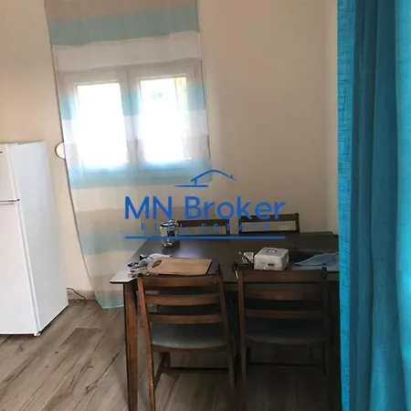 Na House 1